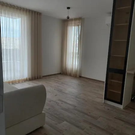 рока резиденс Apartment *